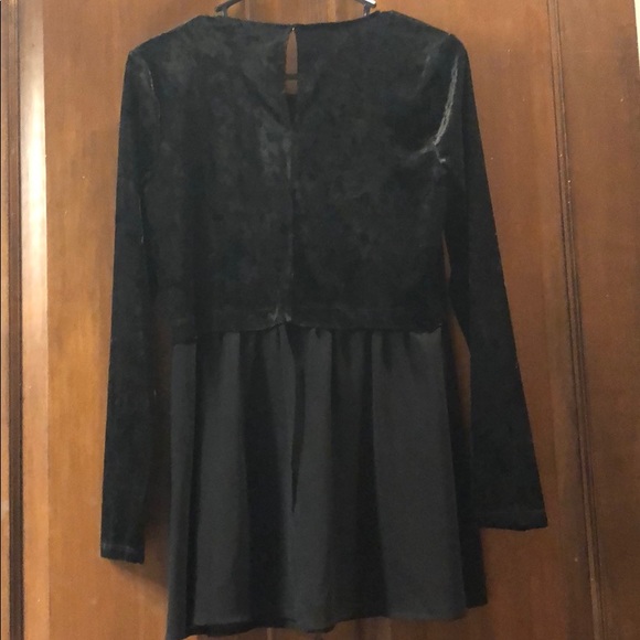 BCBG Black velvet top. Never worn. Small NWT - Picture 5 of 5